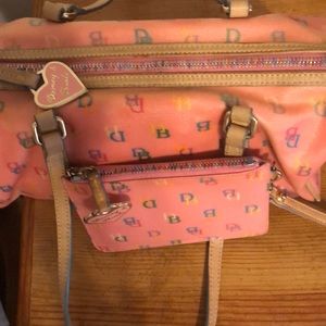 Dooney & Bourke Bags - Dooney and Bourke Satchel bag Dooney & Bourke Bags - Dooney and Bourke Satchel bag